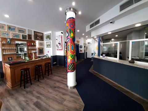 Honesty Bar - Hotel Domus